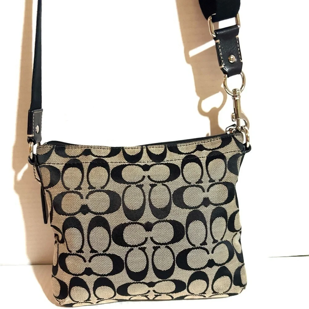 Coach CC signature print canvas Stylish Black and Cream signature print Bag